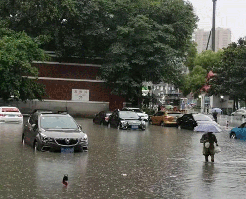 暴雨來襲！武漢中考延遲1小時！湖北連發(fā)預(yù)警，這些地方要注意……